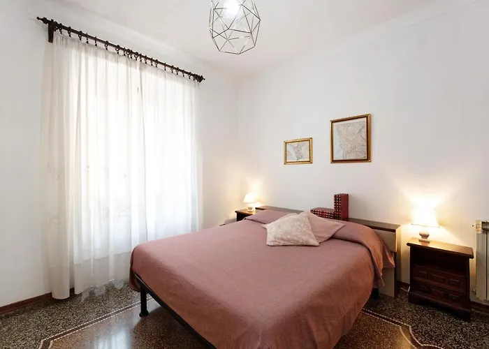 Dolphin House Lejlighed Genova