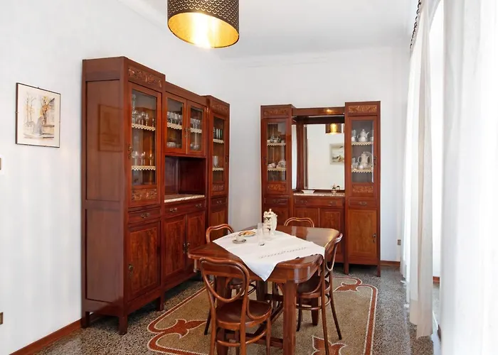 Dolphin House Lejlighed *